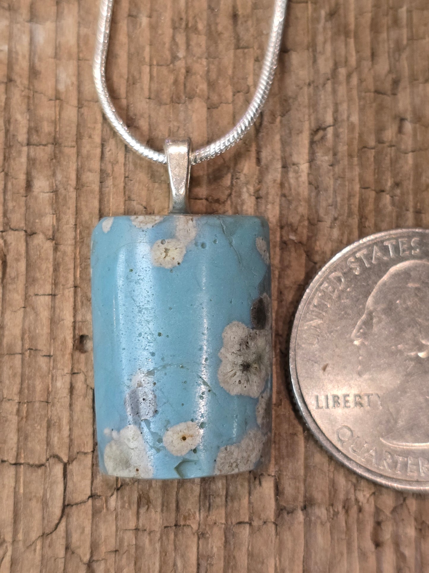 Leland Blue Pendant lb33