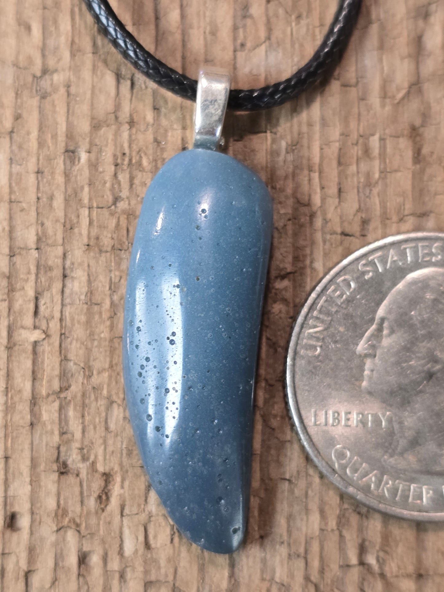 Leland Blue Pendant lb34