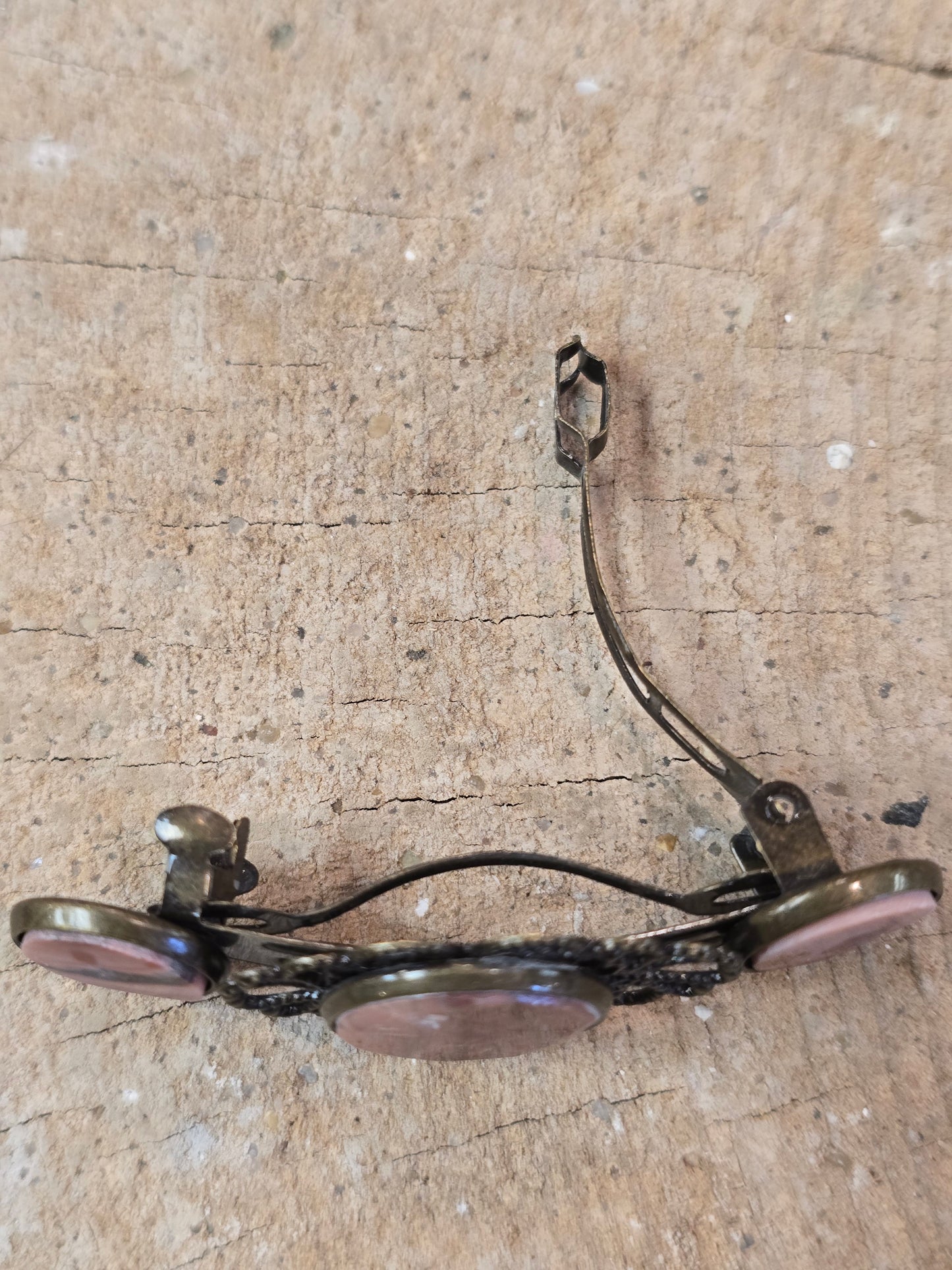 Kona Dolomite 3 Stone Barrette