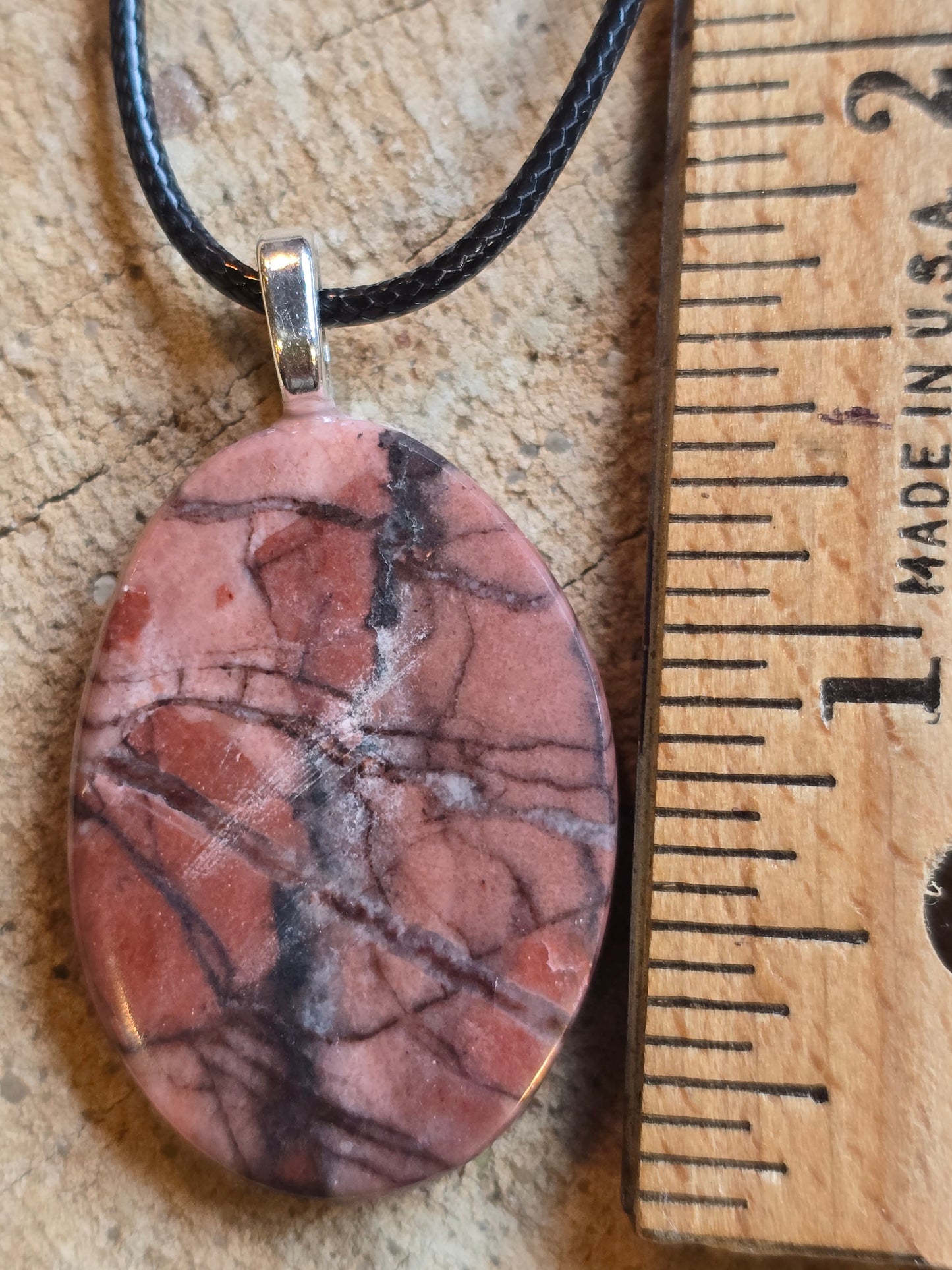Kona Dolomite Pendant k16