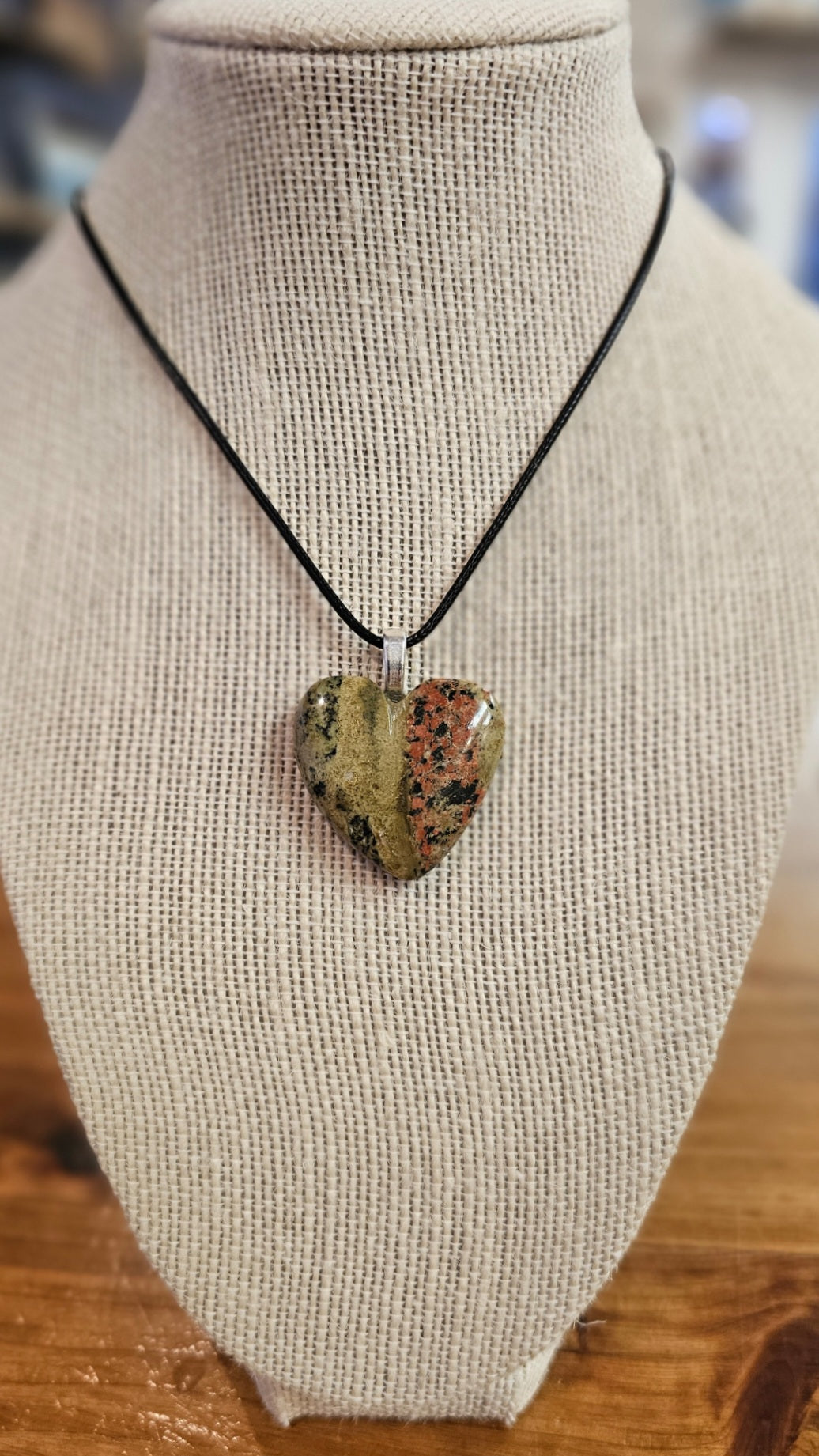 Unakie Heart Pendant_1