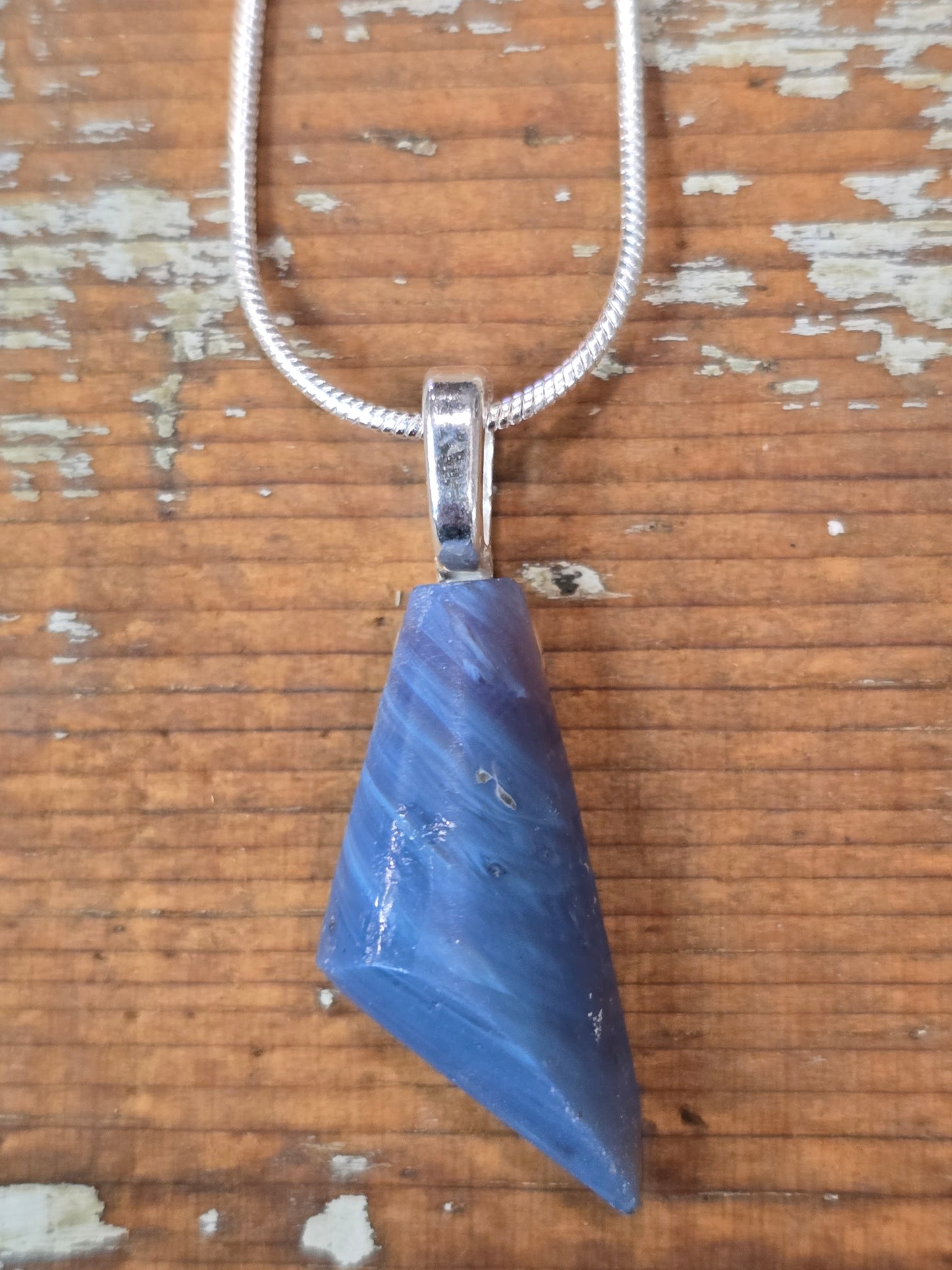 Leland Blue Pendant lb10