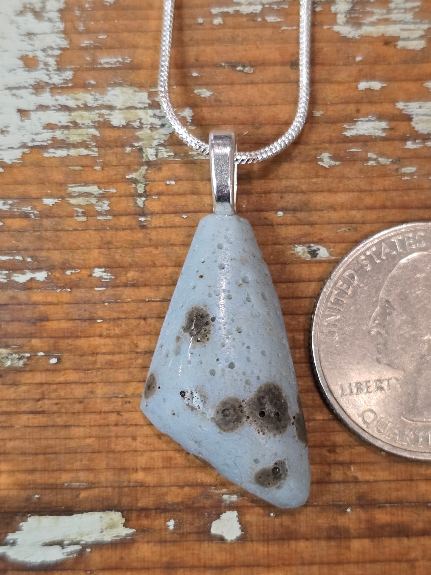 Leland Blue Pendant lb11