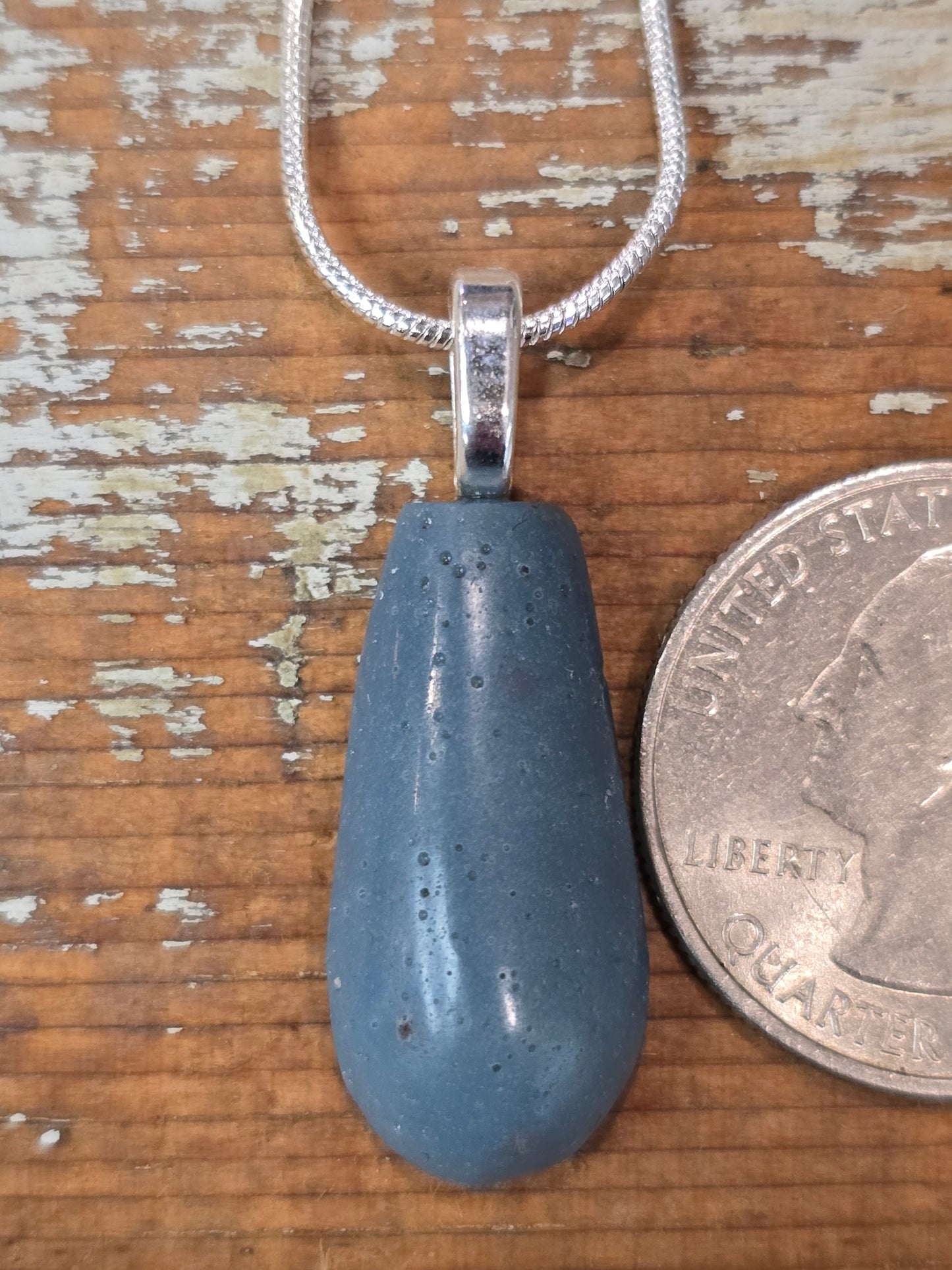 Leland Blue Pendant lb12