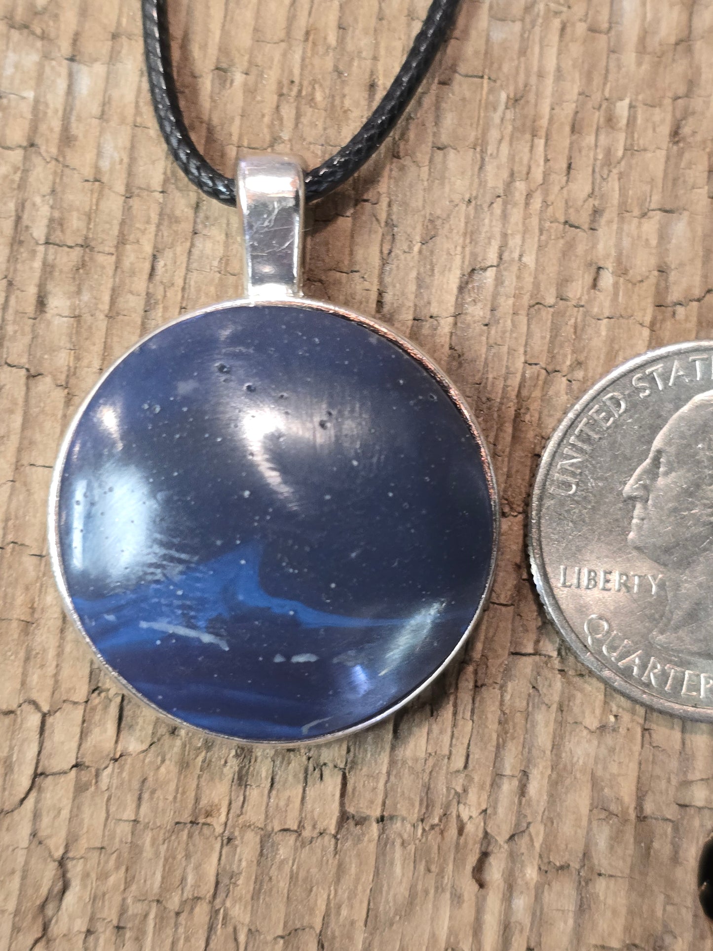 Leland Blue Pendant lb20