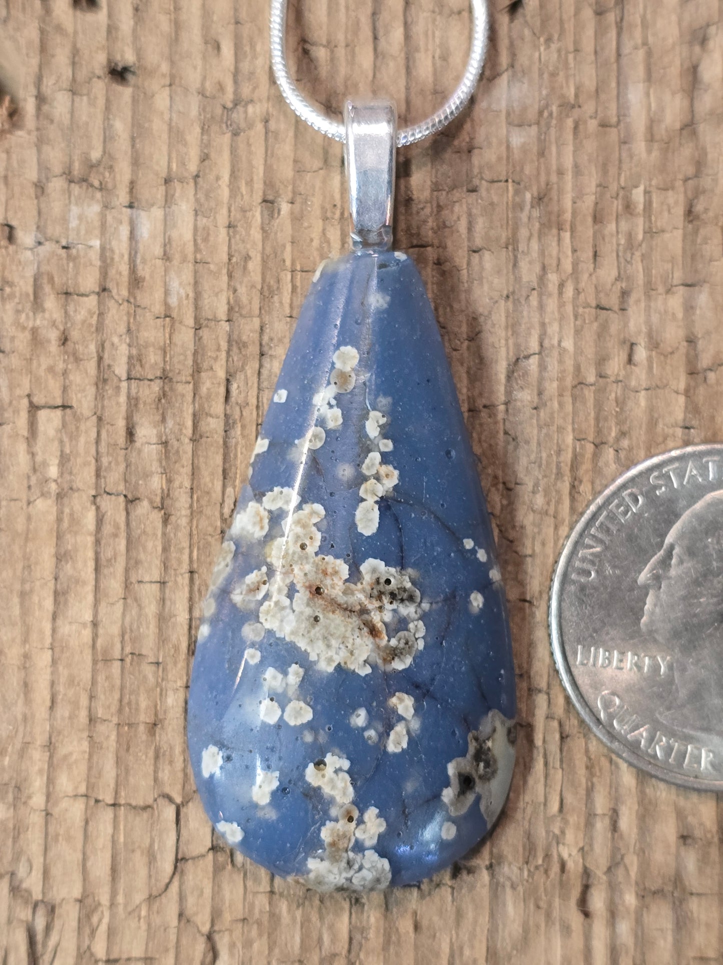 Leland Blue Pendant lb24