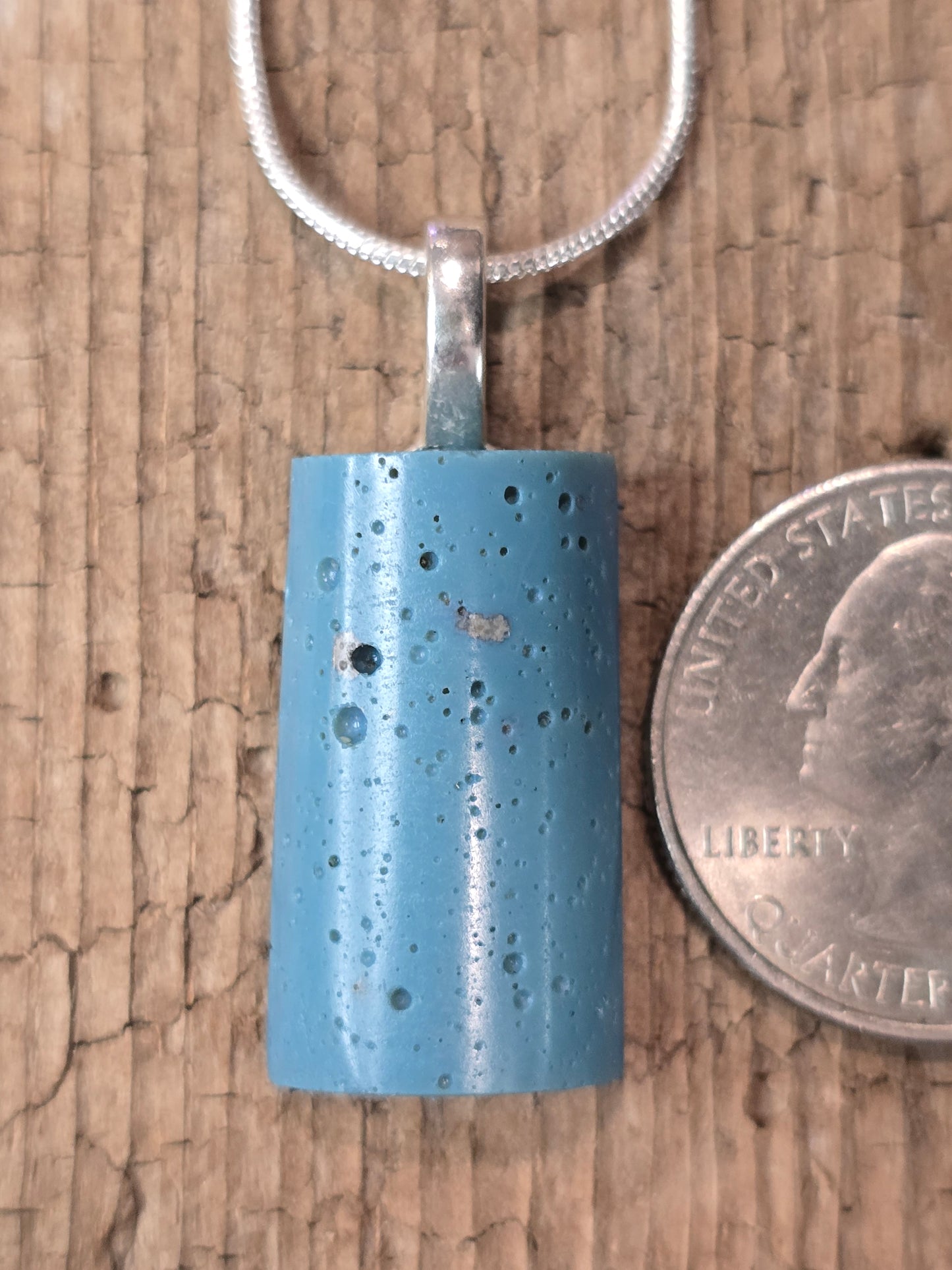 Leland Blue Pendant lb26