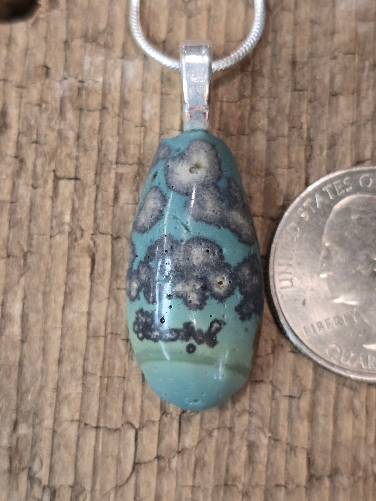 Leland Blue Pendant lb29