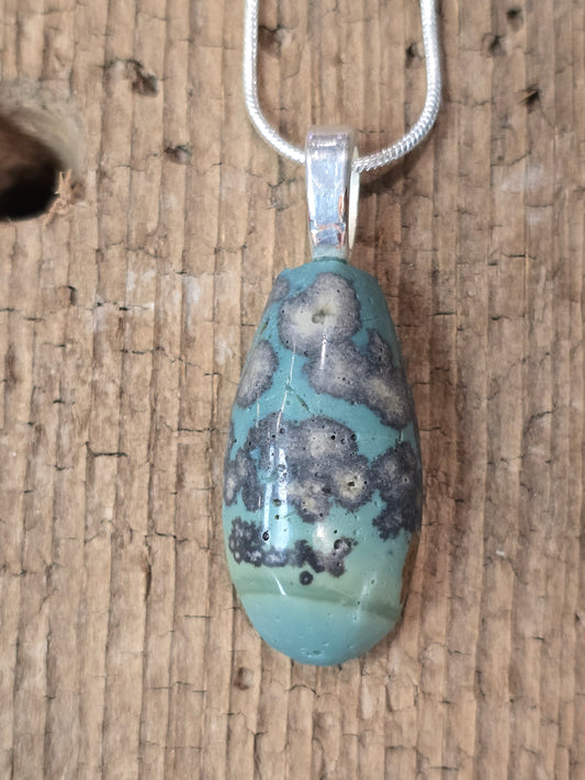 Leland Blue Pendant lb29