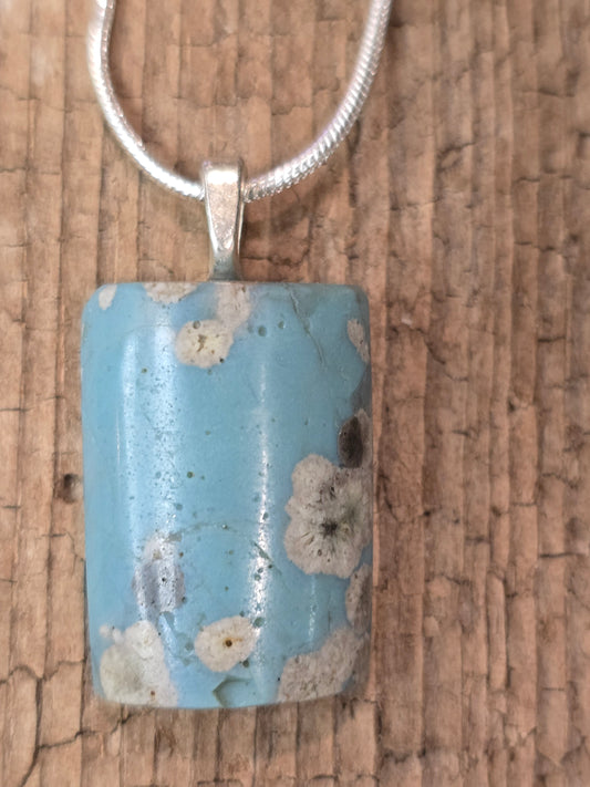 Leland Blue Pendant lb33