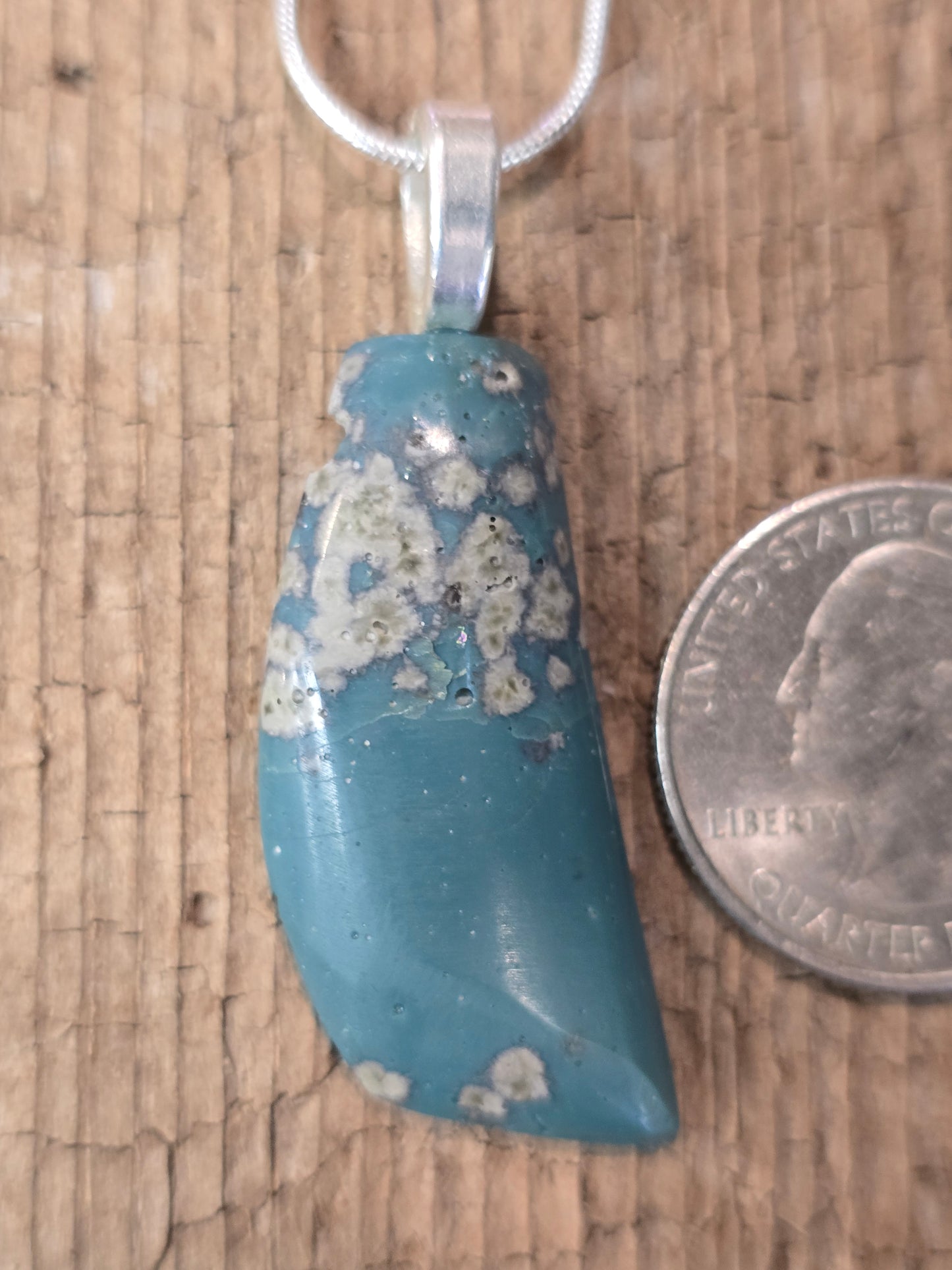 Leland Blue Pendant 016