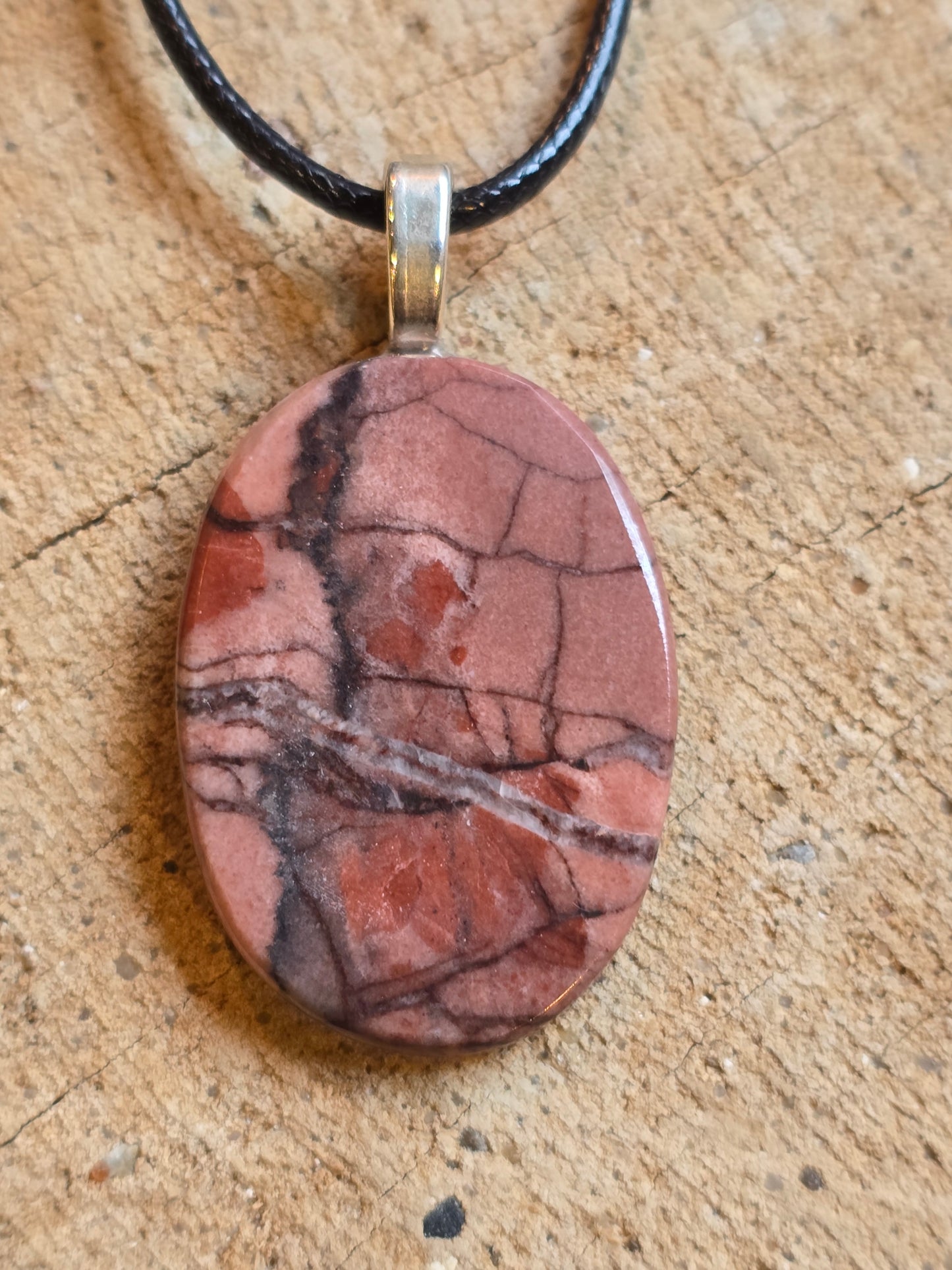 Kona Dolomite Pendant k16