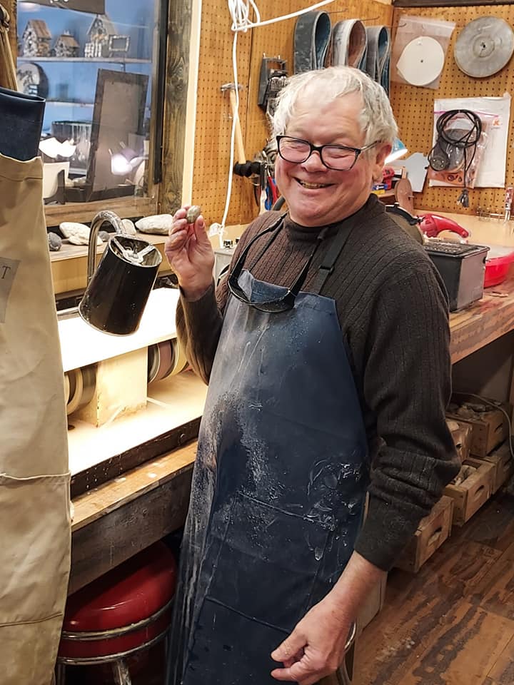Rock Polishing Class