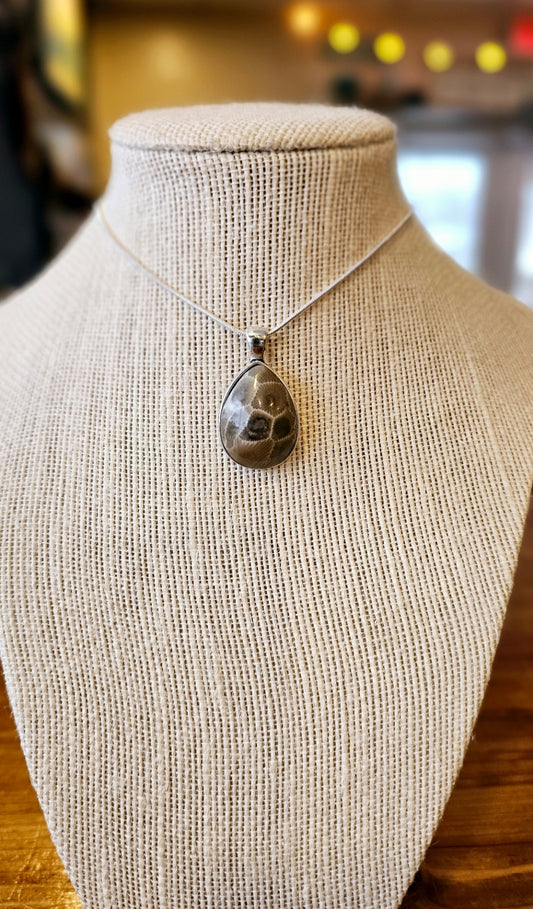 Petoskey Oval Pendant_20