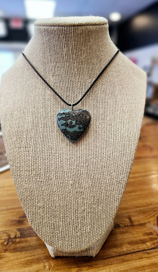 Leland Blue Heart Pendant_002