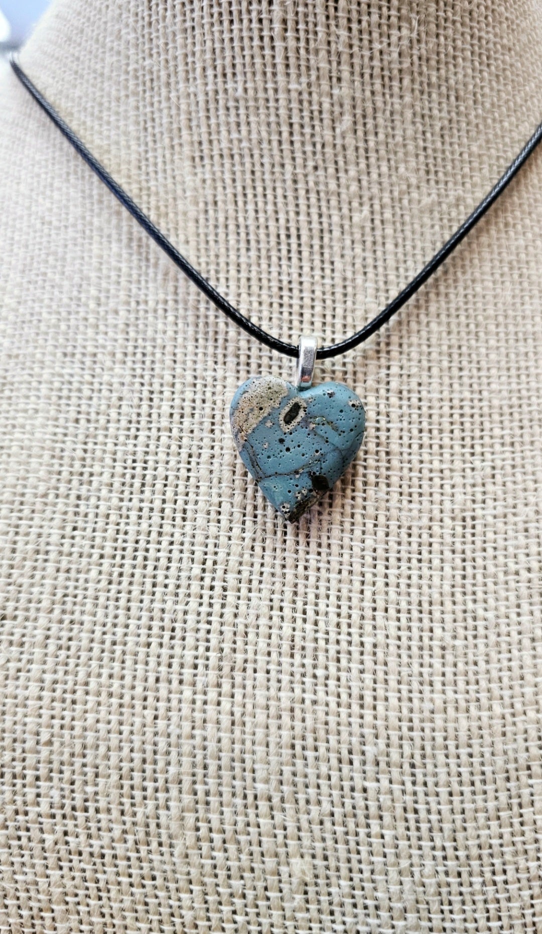 Leland Blue Heart Pendant Small_005