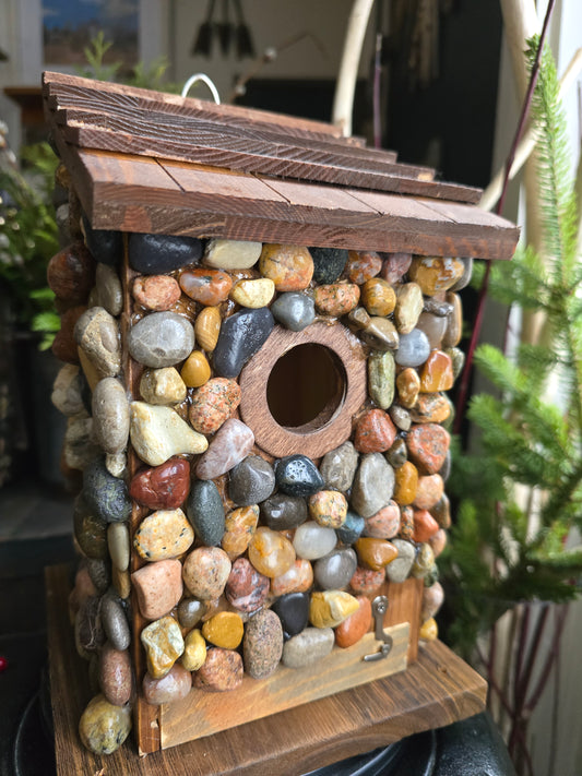 Beach Stone Birdhouse #bcb11