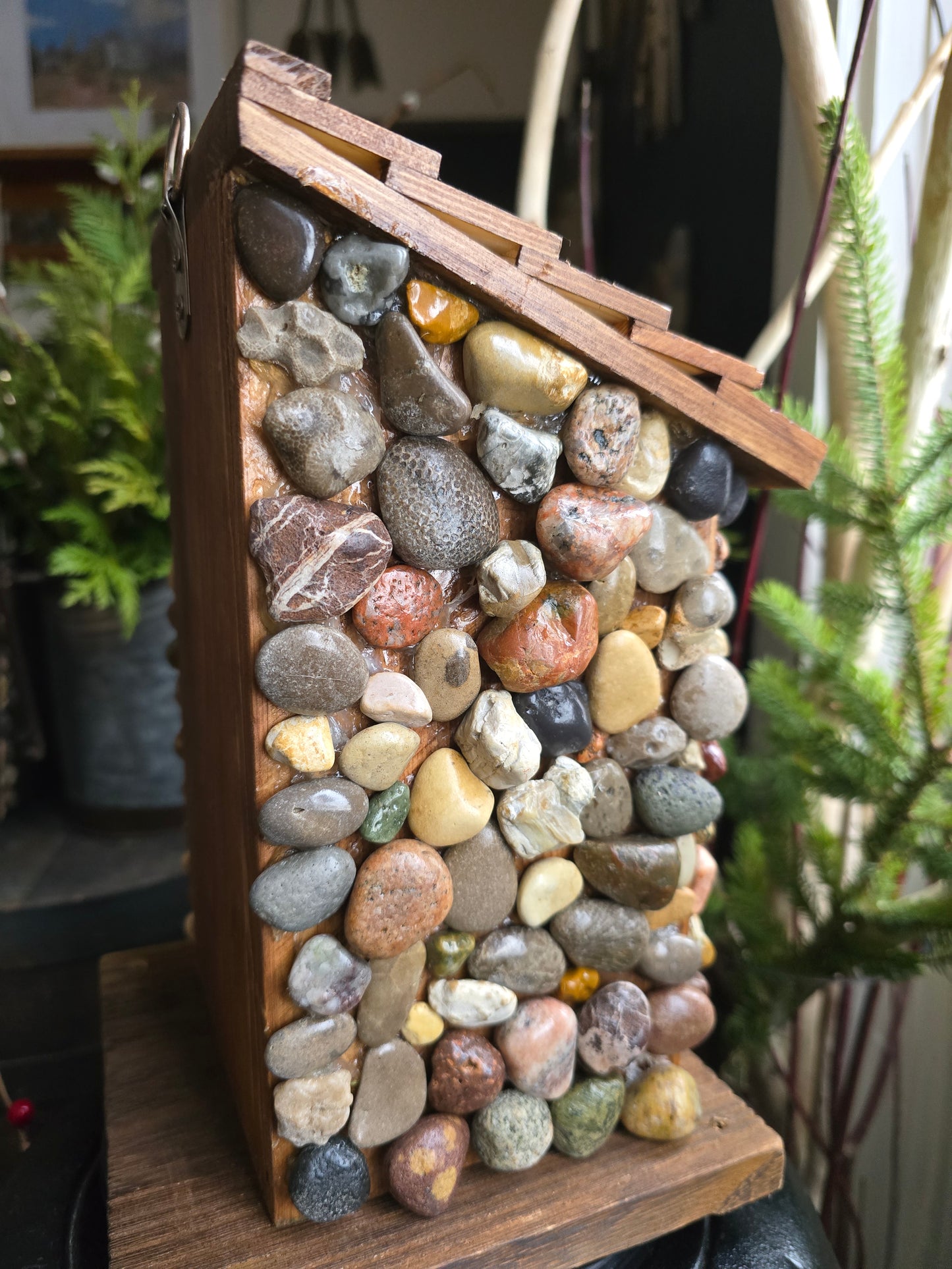 Beach Stone Birdhouse #bcb11